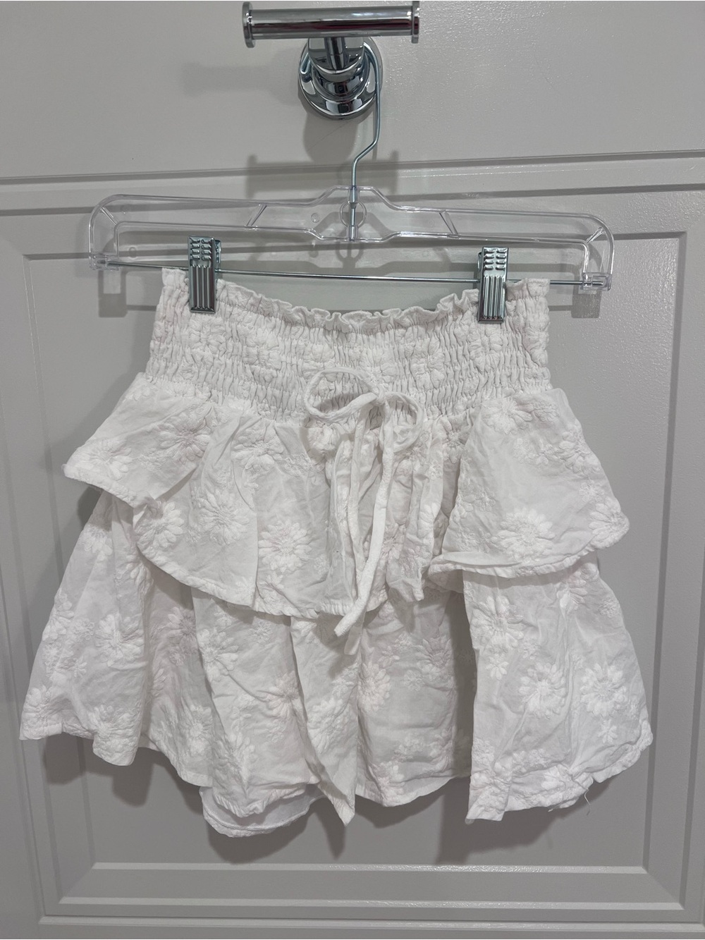 Women's White Embroidered Mini Skirt